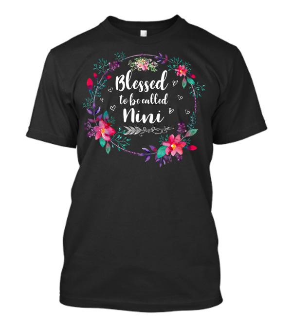 Blessed To Be Called Nini Floral Heart Wreath T-Shirt