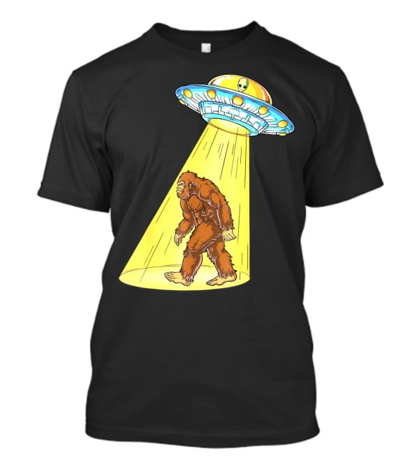 Bigfoot Sasquatch UFO Abduction Alien Flying Saucer T-Shirt