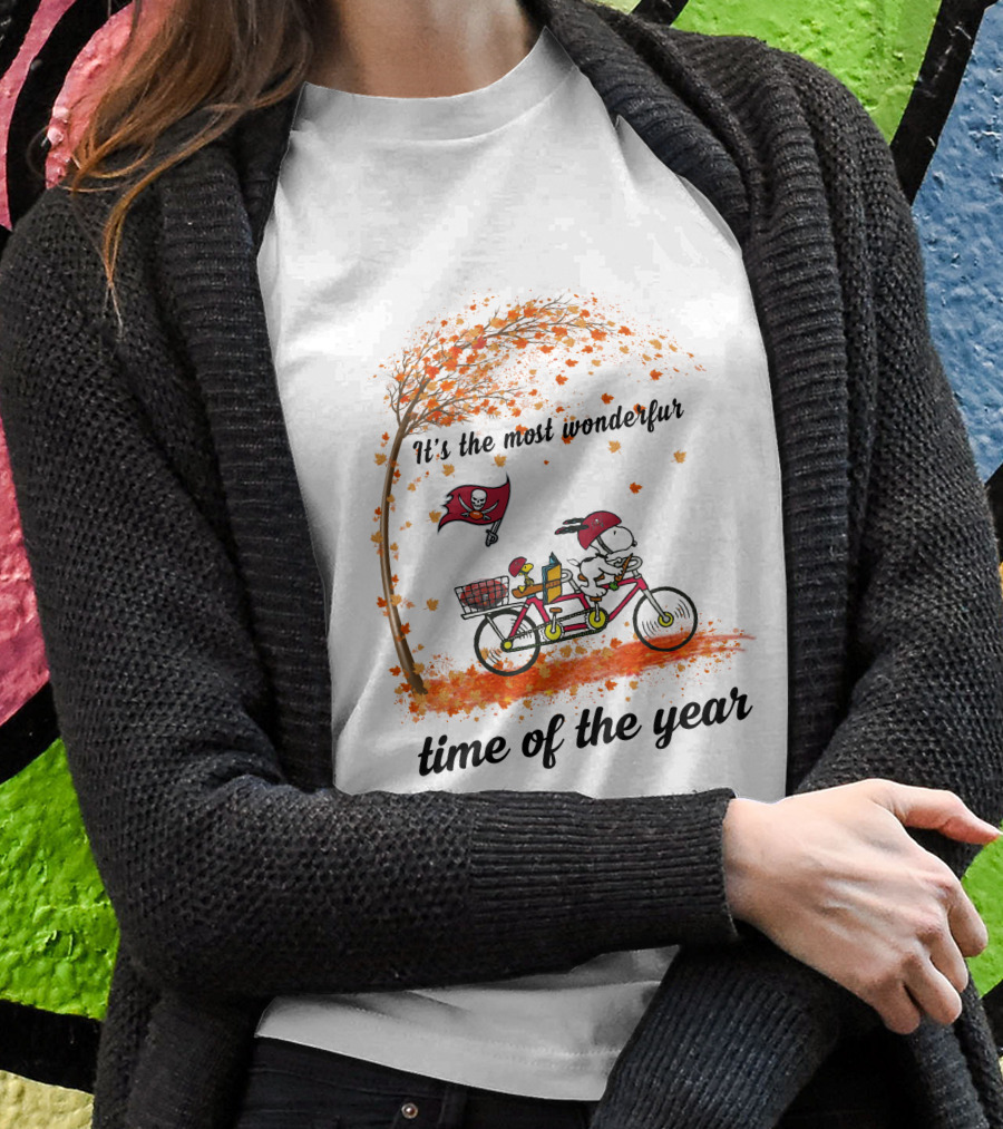 It's The Most Wonderful Time Of The Year Tampa Bay Pirates Autumn Bicycle Journey T-Shirt
