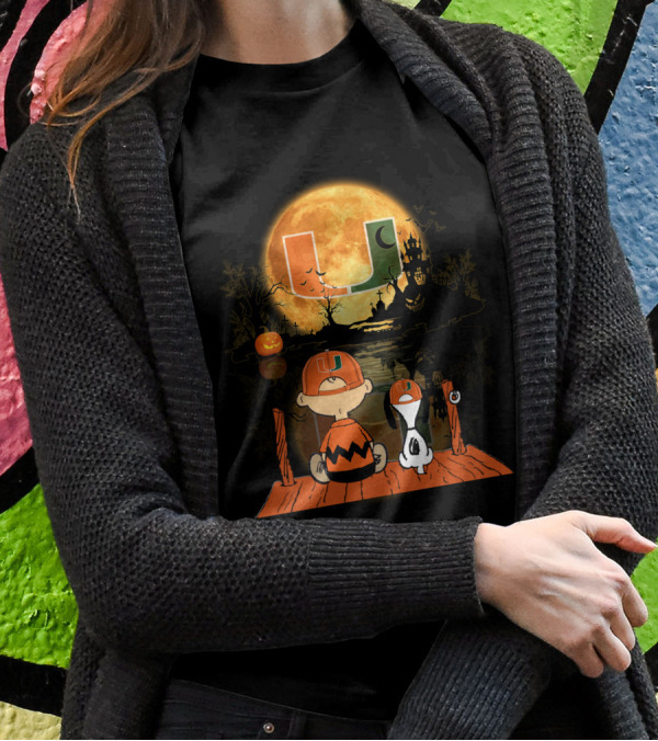 Miami Hurricanes Halloween Full Moon U Logo Charlie And Snoopy Scene 495 L1TTT T-Shirt