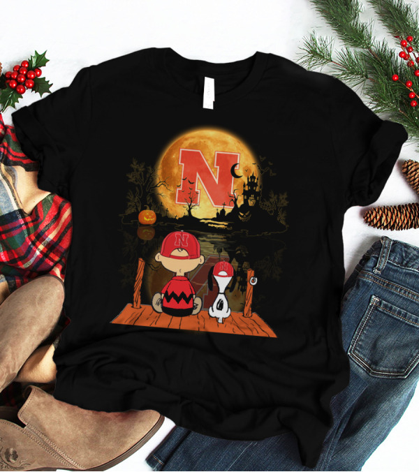 Nebraska Cornhuskers Halloween Peanuts Moon 495 L1TTT T-Shirt