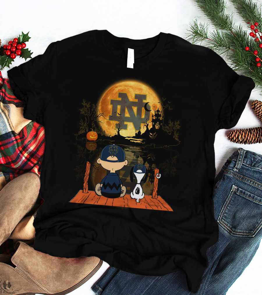 Notre Dame Fighting Irish Halloween Moonlit Scene With Peanuts Characters T-Shirt