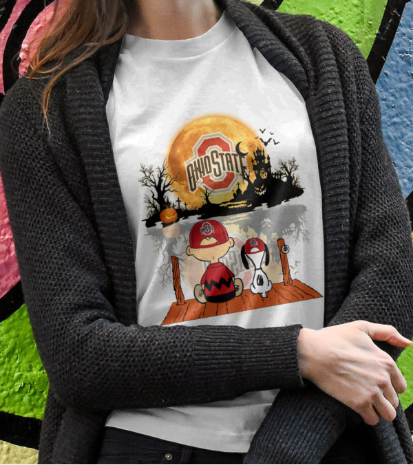 Ohio State Buckeyes Halloween Moon Charlie And Snoopy 495 T-Shirt