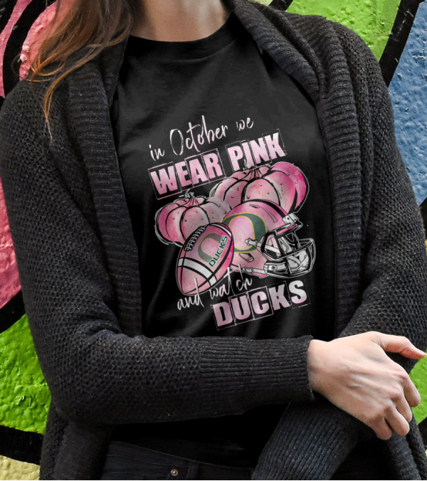 Oregon Ducks In October We Wear Pink And Watch Ducks Football Helmet Pumpkins T-Shirt