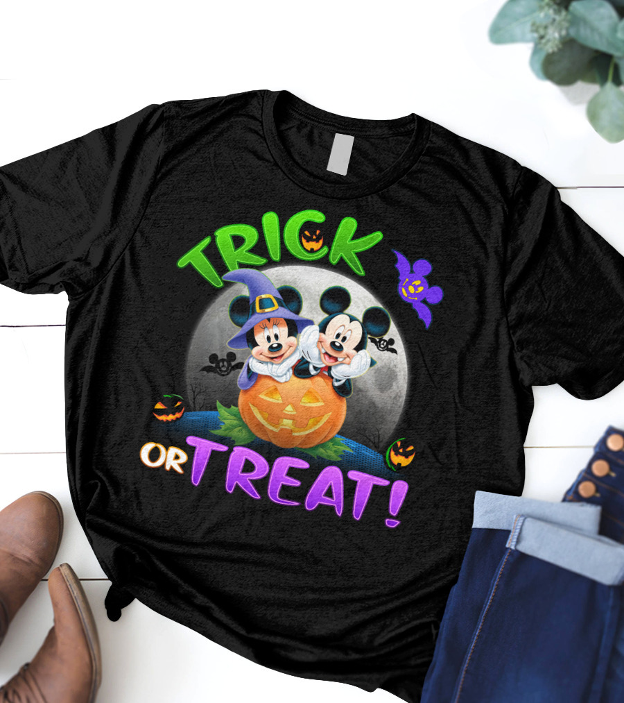 Trick Or Treat Mickey And Minnie Halloween Jack-O'-Lantern Moon T-Shirt