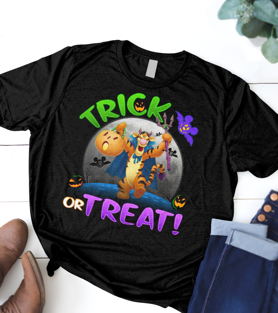 Trick Or Treat Tigger Disney Halloween Celebration With Pumpkins And Bat T-Shirt