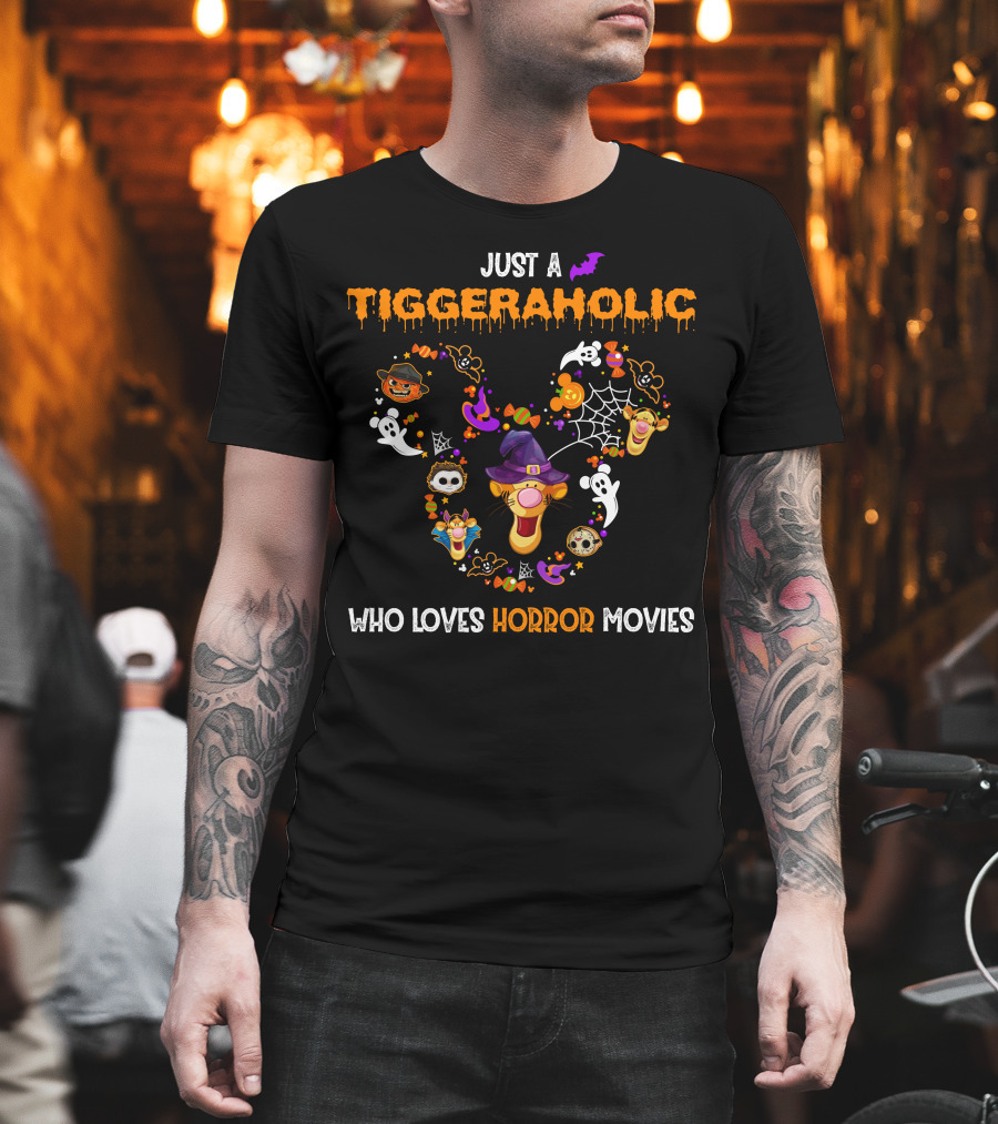 Tiggeraholic Who Loves Horror Movies Halloween Icons T-Shirt