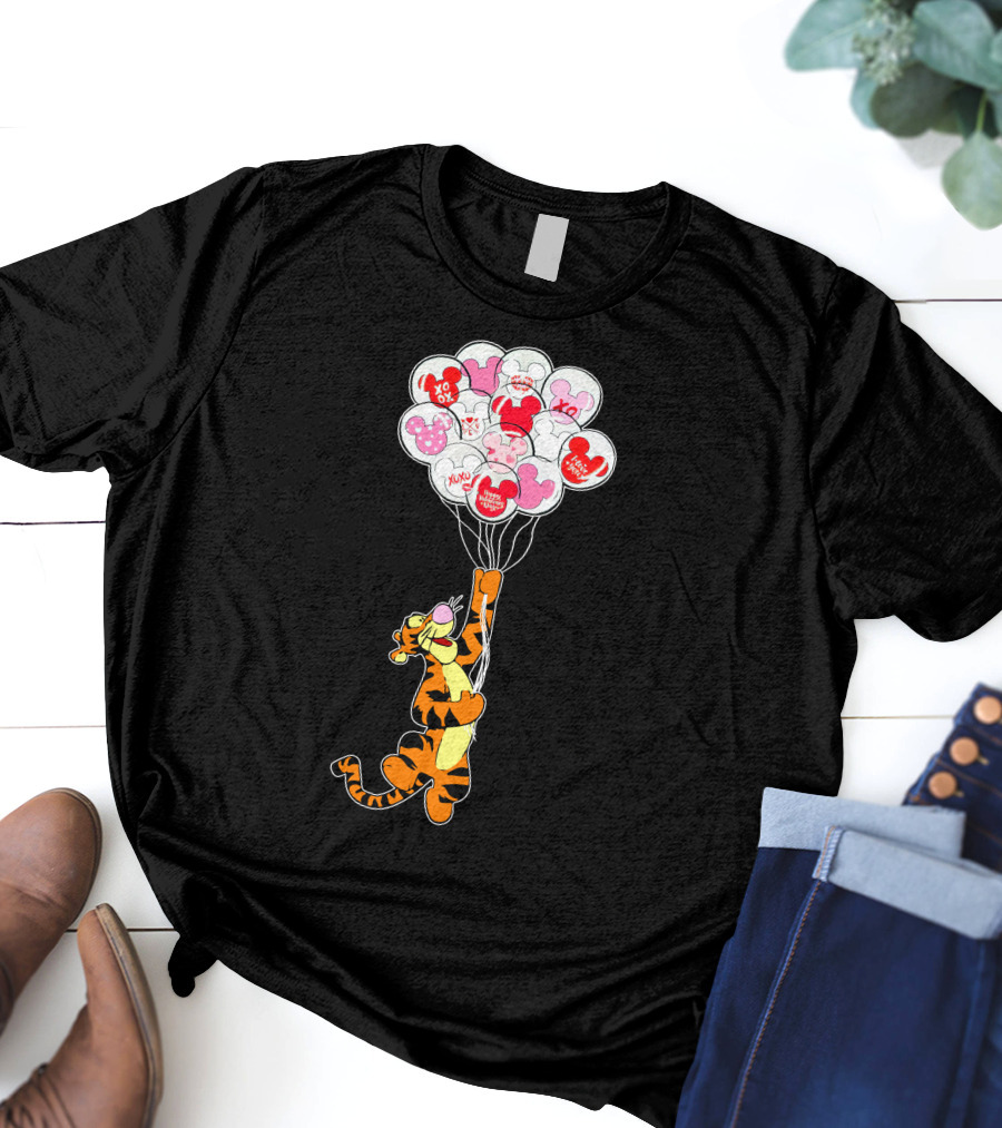 Tigger Flying With Mickey Balloons Valentine's Day Xo Hunny Disney T-Shirt