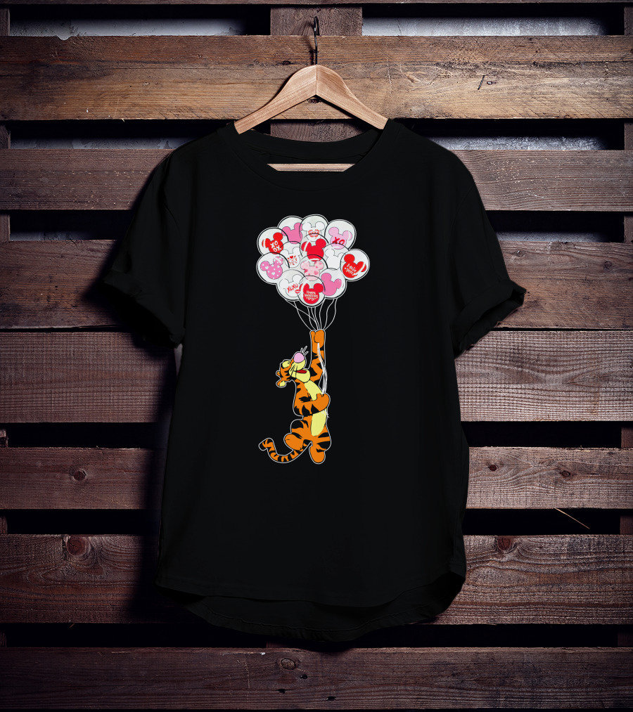 Tigger Flying With Mickey Balloons Valentine's Day Xo Hunny Disney T-Shirt