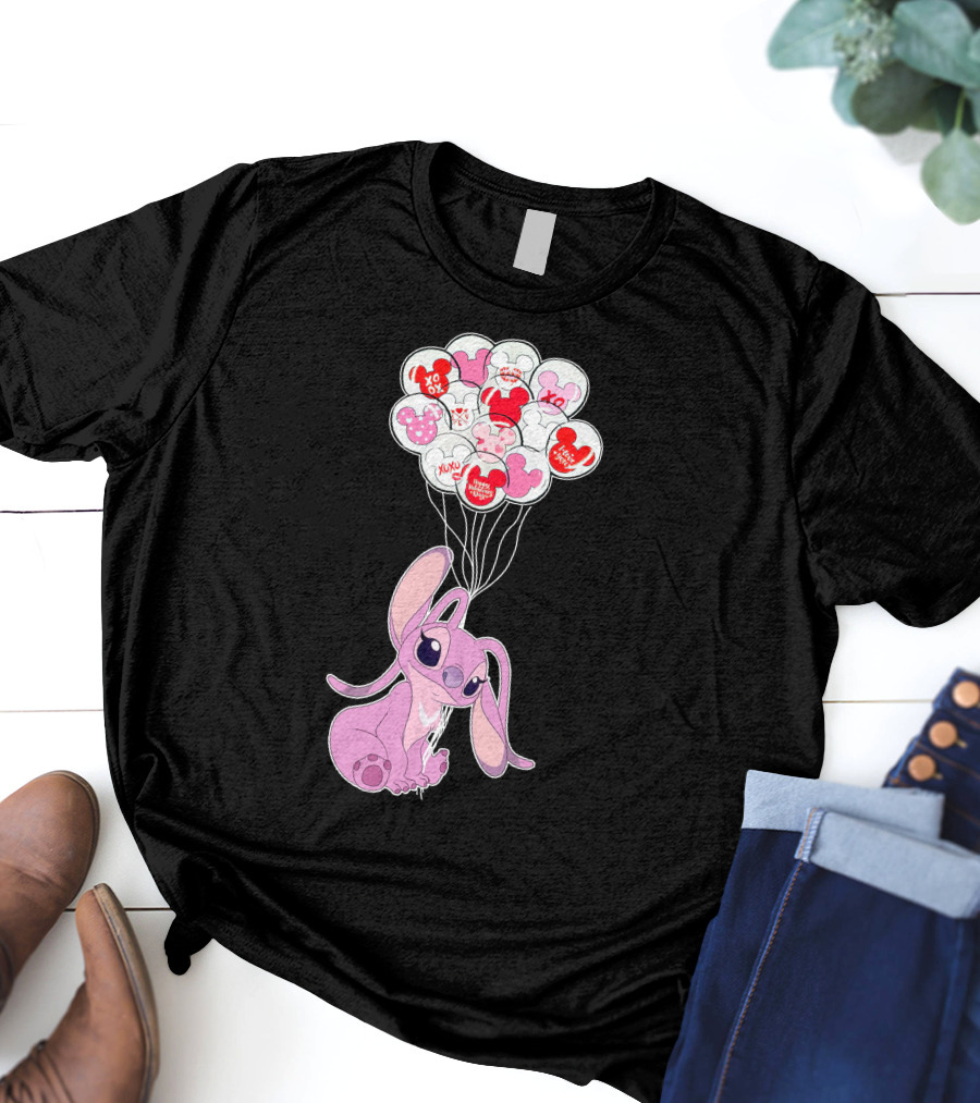 Angel Valentine's Day Balloons And Hearts T-Shirt