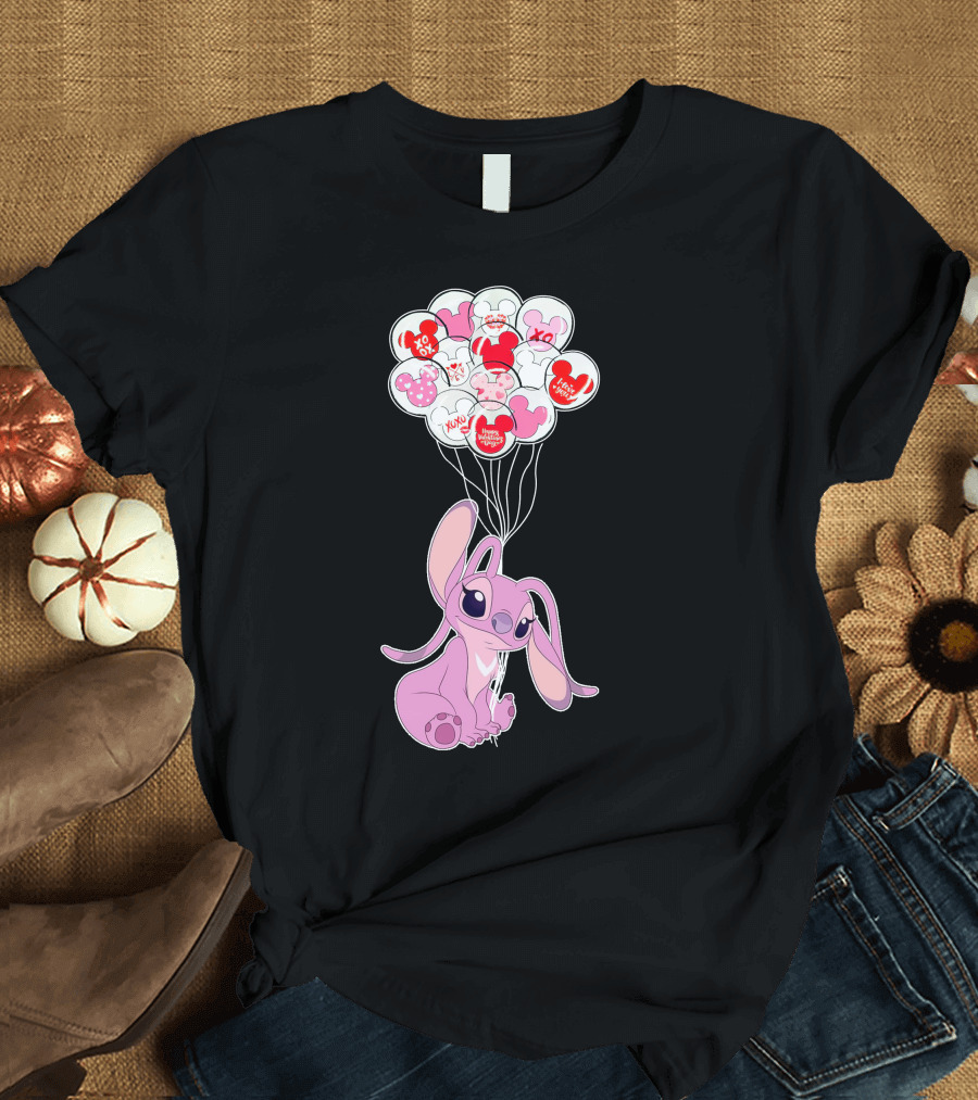 Angel Valentine's Day Balloons And Hearts T-Shirt