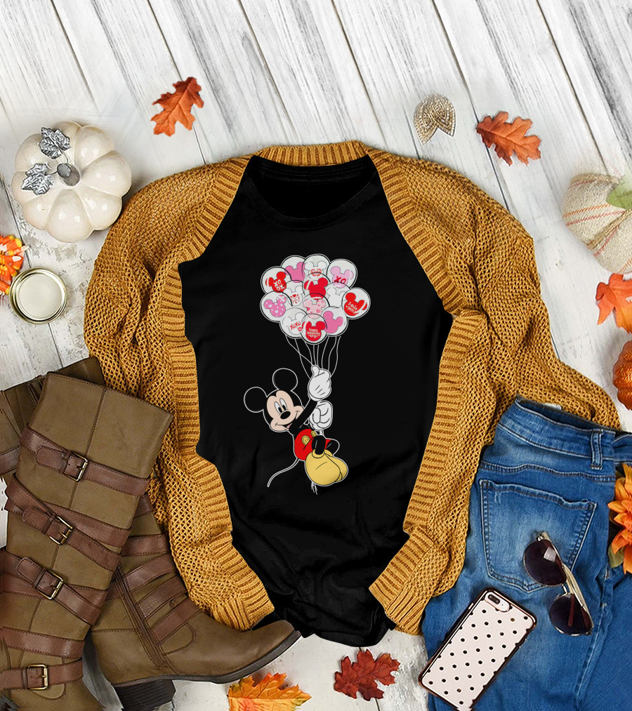 Mickey Mouse Holding Heart Balloons With Xo Love Messages T-Shirt