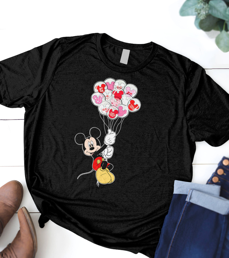 Mickey Mouse Holding Heart Balloons With Xo Love Messages T-Shirt