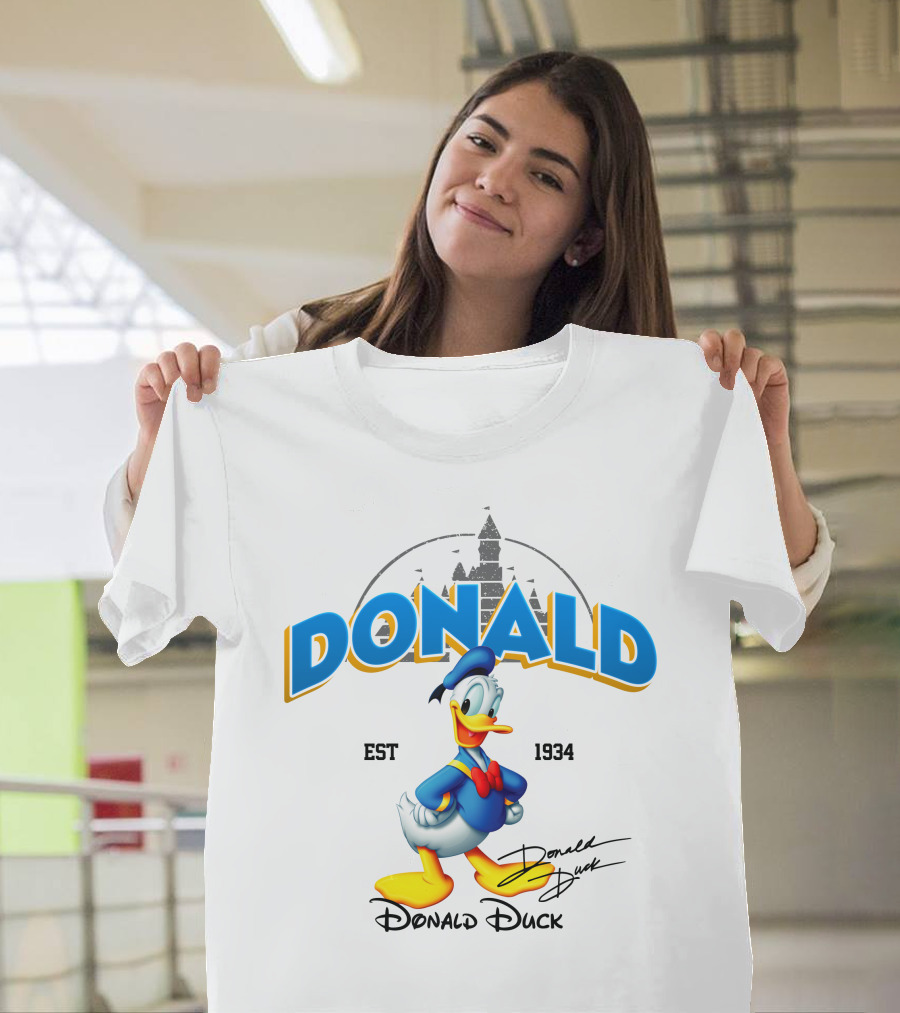 Donald Duck Est 1934 Signature Disney Castle T-Shirt