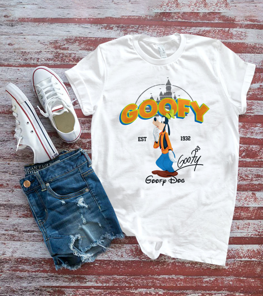 Goofy Est 1932 Disney Goofy Dog Castle Backdrop T-Shirt