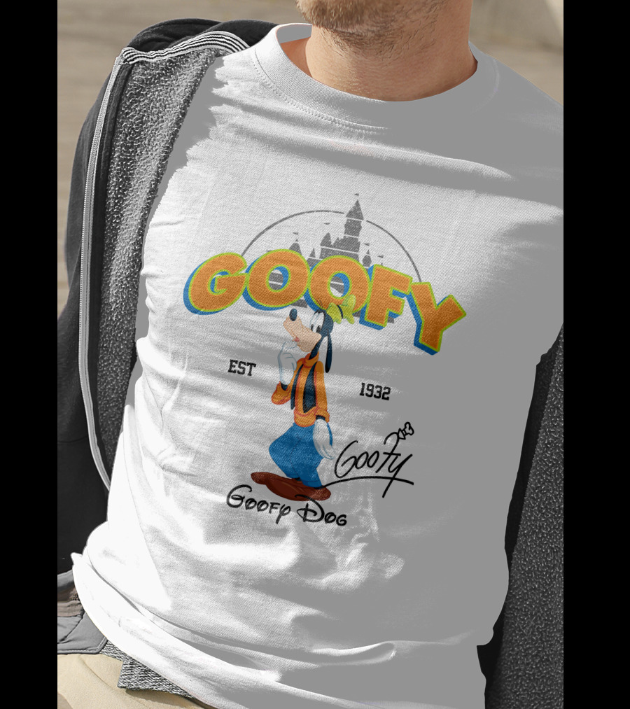 Goofy Est 1932 Disney Goofy Dog Castle Backdrop T-Shirt