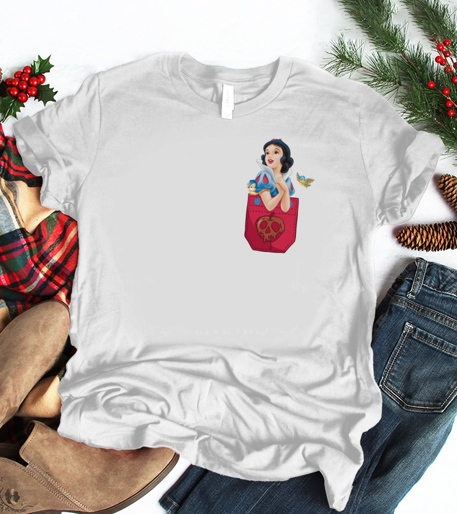 Snow White With Bluebird And Poison Apple Pocket T-Shirt