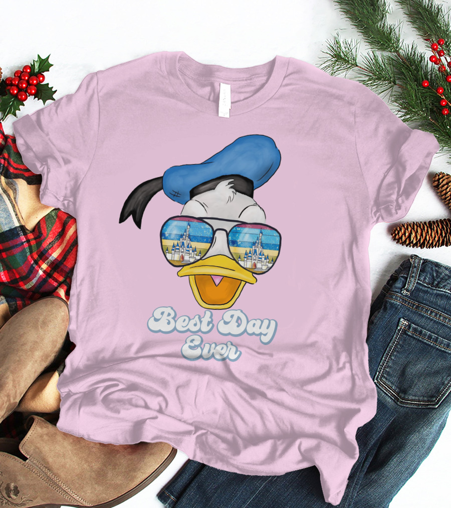 Donald Duck Best Day Ever Sunglasses And Castle T-Shirt