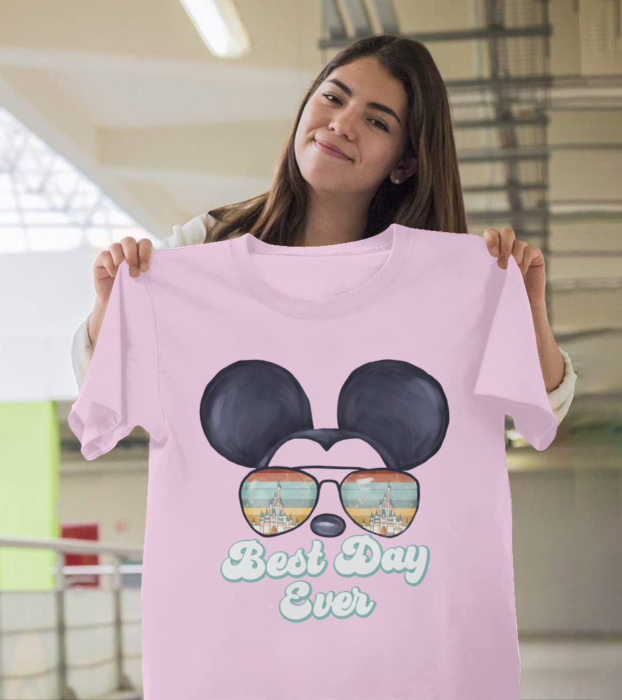 Mickey Best Day Ever Glasses Castle Retro T-Shirt