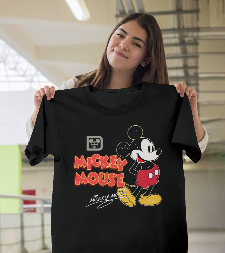 Mickey Mouse Iconic Character Vintage Style Retro Red Shorts T-Shirt