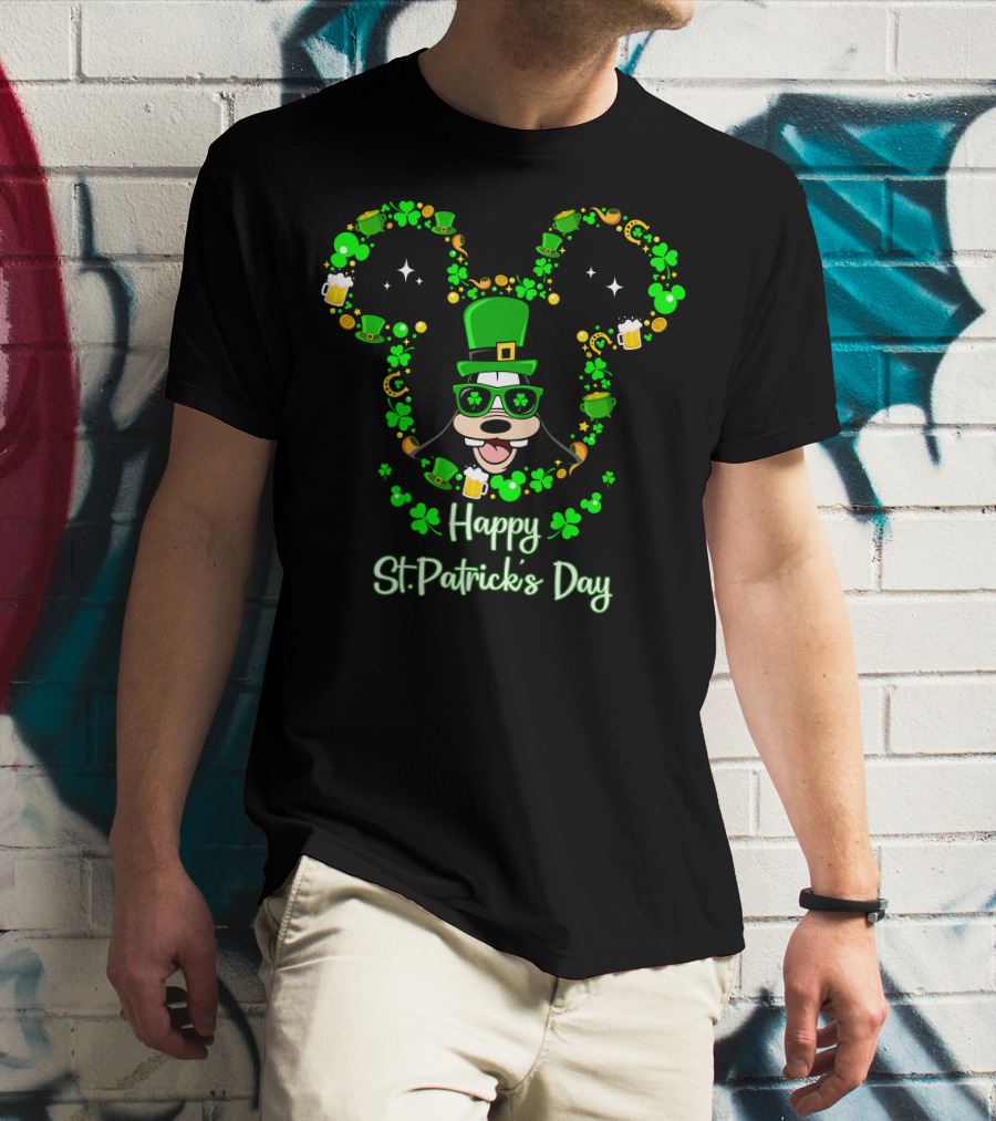 Happy St. Patrick's Day Goofy With Shamrocks And Leprechaun Hat T-Shirt