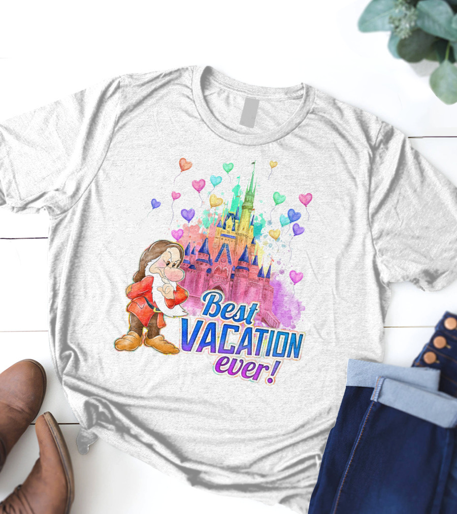 Best Vacation Ever Grumpy Castle Balloons T-Shirt