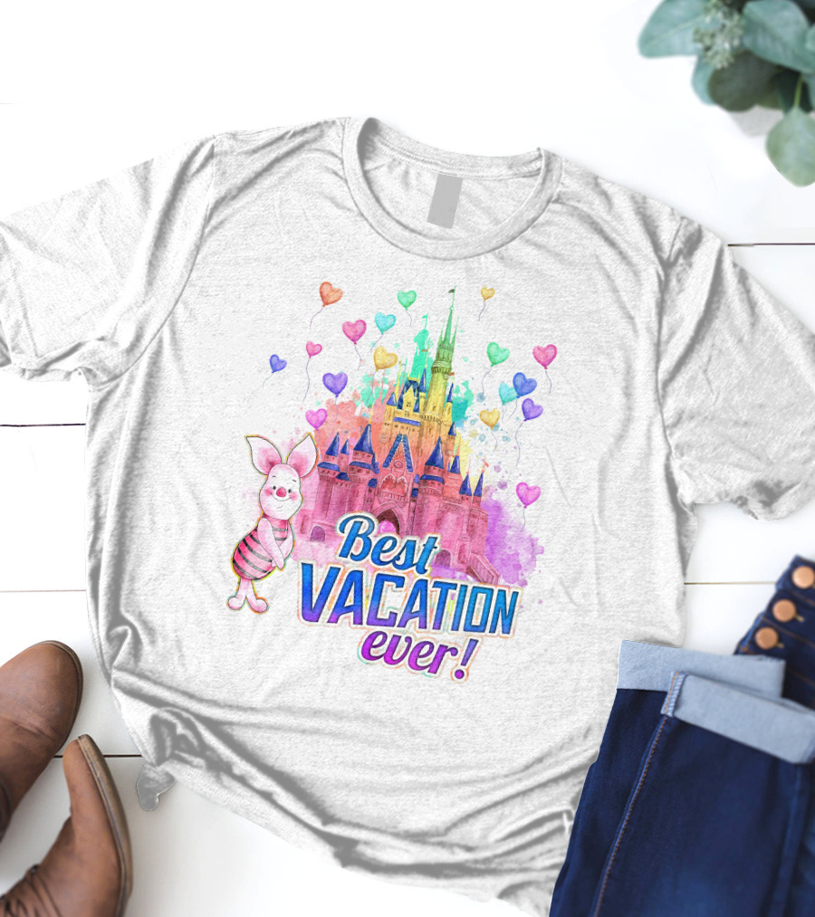 Piglet Best Vacation Ever Colorful Castle And Hearts T-Shirt