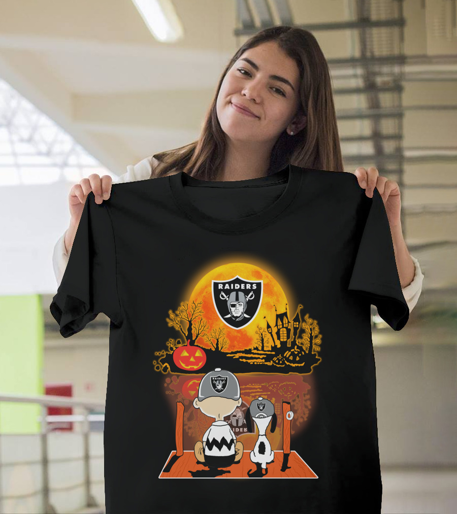 Raiders Halloween Snoopy Charlie Brown Pumpkin Moon T-Shirt