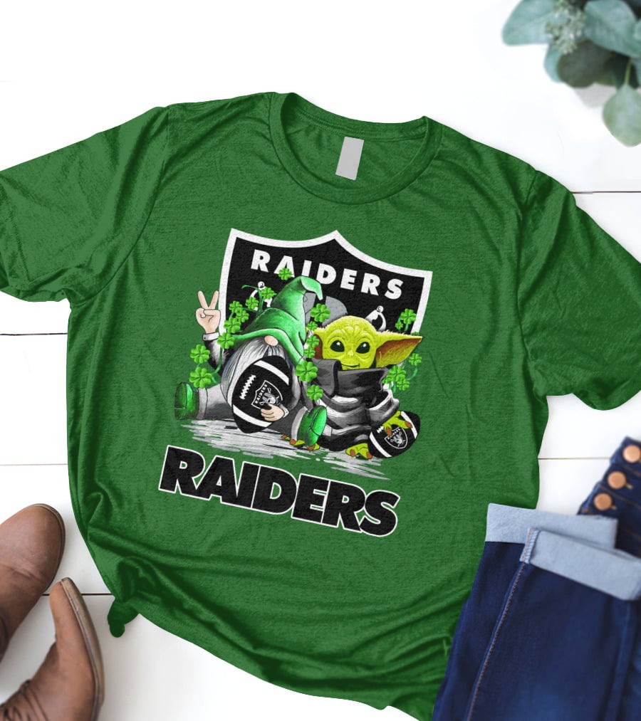 Raiders St. Patrick’s Day Football Gnome And Baby Alien With Clover Footballs T-Shirt