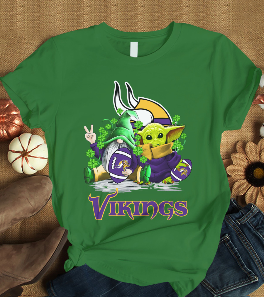 Vikings St. Patrick's Day Gnome And Green Alien With Football T-Shirt