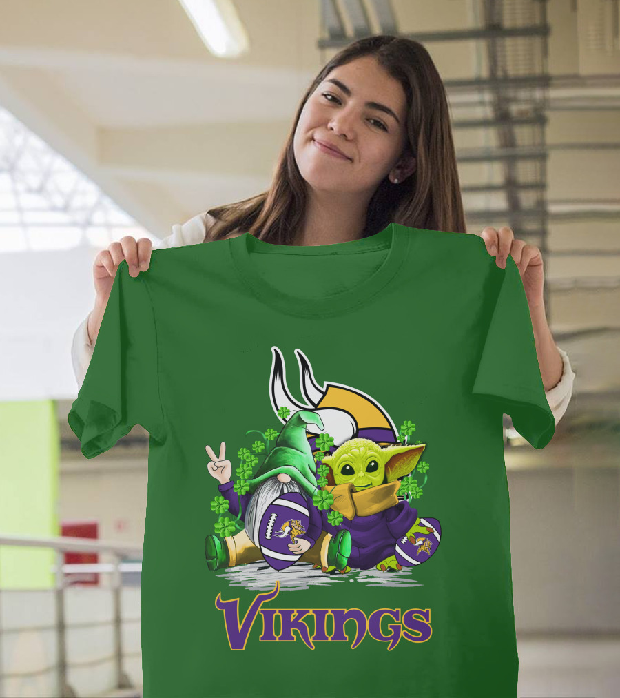 Vikings St. Patrick's Day Gnome And Green Alien With Football T-Shirt