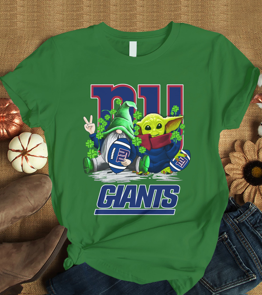 New York Giants Football St. Patrick's Day Gnome And Yoda T-Shirt