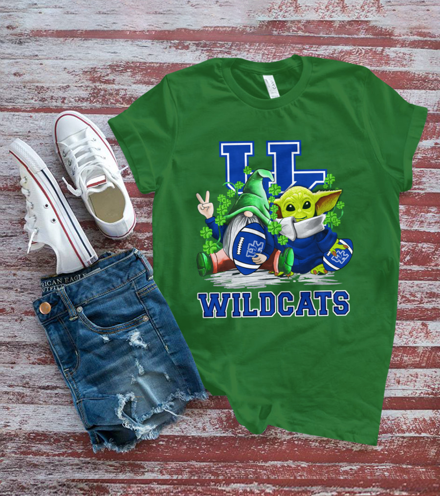 Kentucky Wildcats Football St. Patrick’s Day Shamrock Gnome And Green Alien T-Shirt
