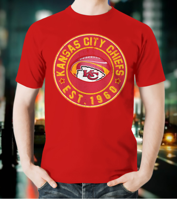Kansas City Chiefs Est. 1960 Red Distressed Logo Vintage Football Badge T-Shirt
