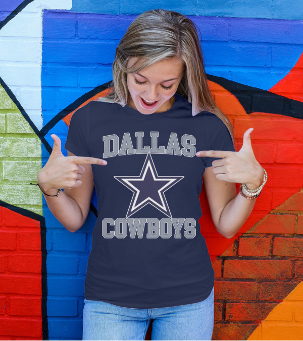 Dallas Cowboys Star Logo Gray Background T-Shirt