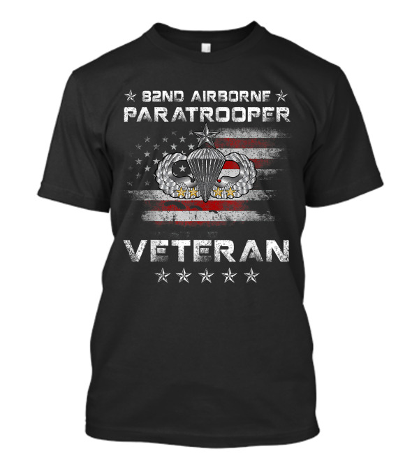 82Nd Airborne Paratrooper Veteran American Flag Wings And Stars Badge T-Shirt