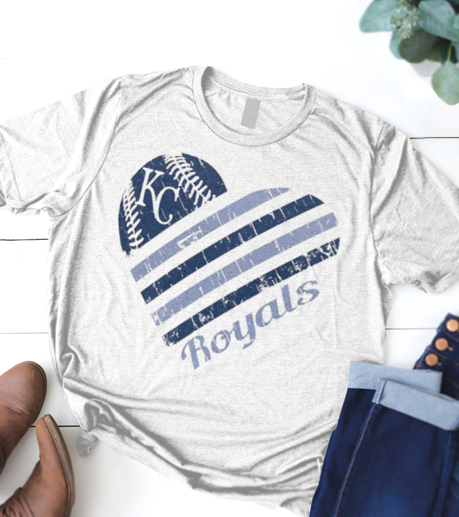 Kansas City Royals G-III 4Her Carl Banks White Heart KC Baseball Royals T-Shirt