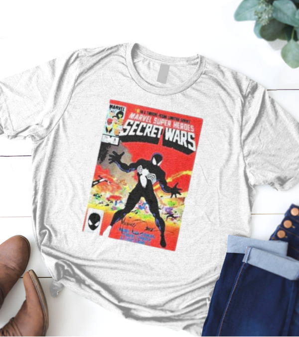Marvel Super Heroes Secret Wars Spider-Man Black Suit Comic Cover T-Shirt