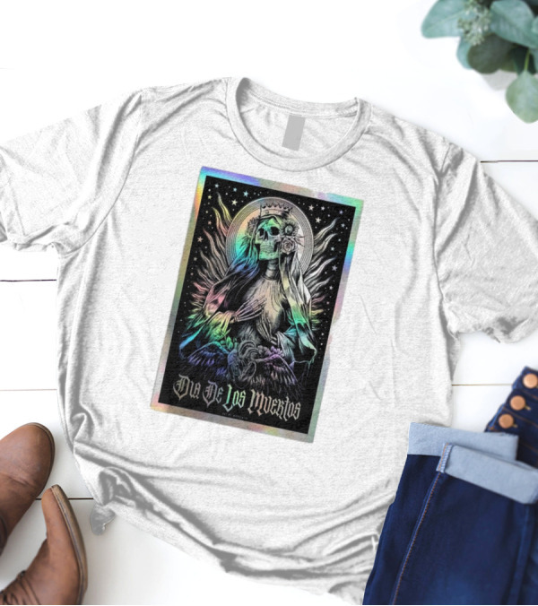Dia De Los Muertos Skull Lady With Crown And Winged Aura T-Shirt