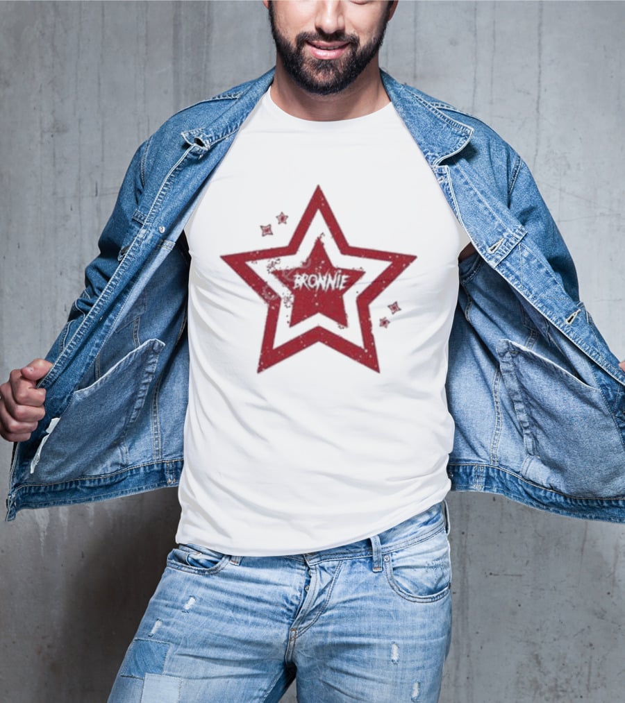 Bronnie Red Star Pattern Vintage T-Shirt