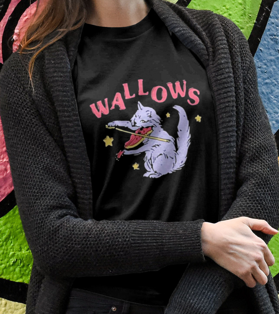 Wallows Cat Playing Fiddle Surrounded By Stars T-Shirt