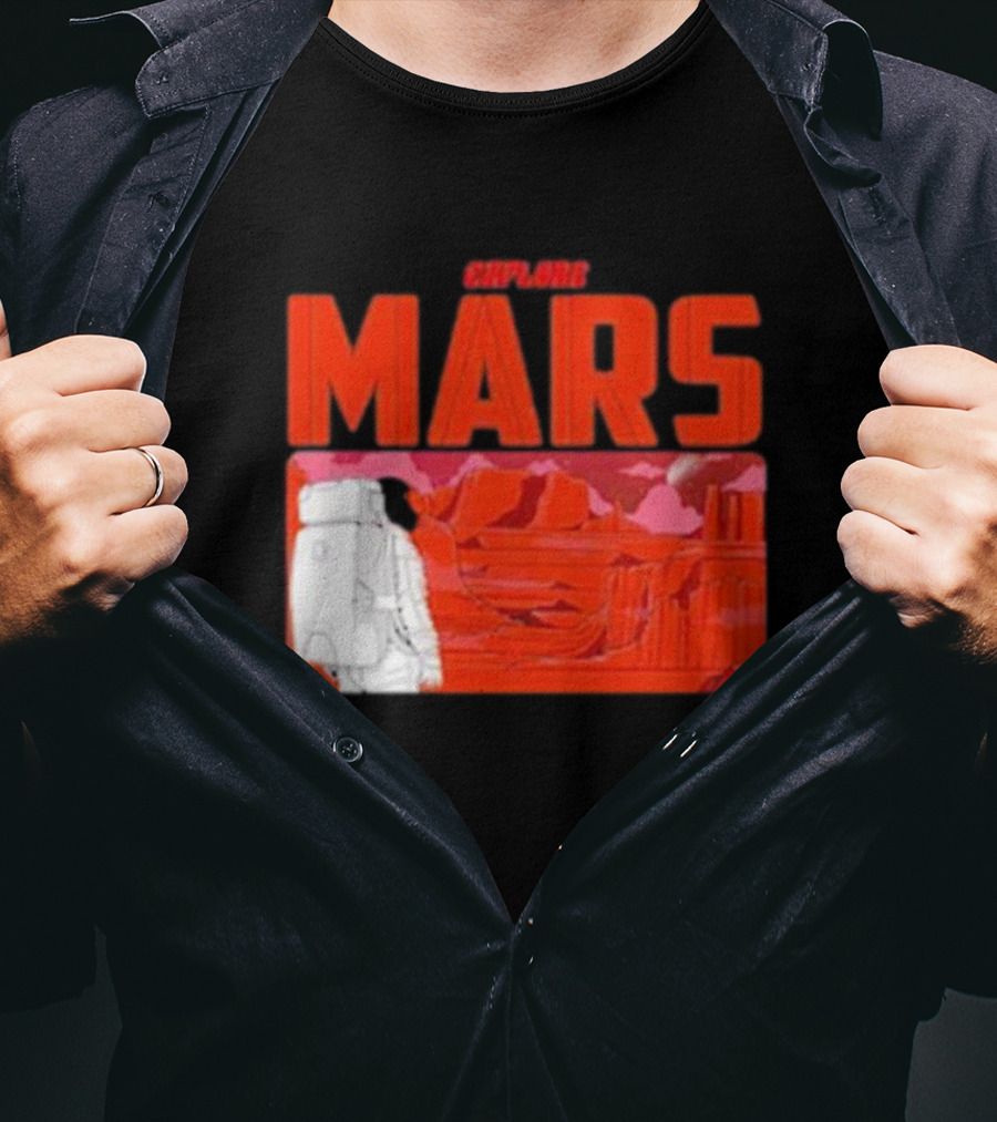 Explore Mars Astronaut Adventure Red Landscape T-Shirt