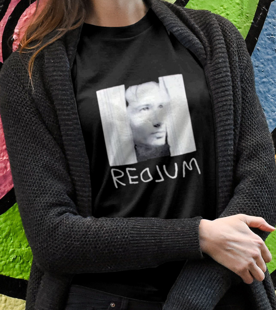 Redrum The Shining Redlum Johnny Face Peeking Through Door T-Shirt