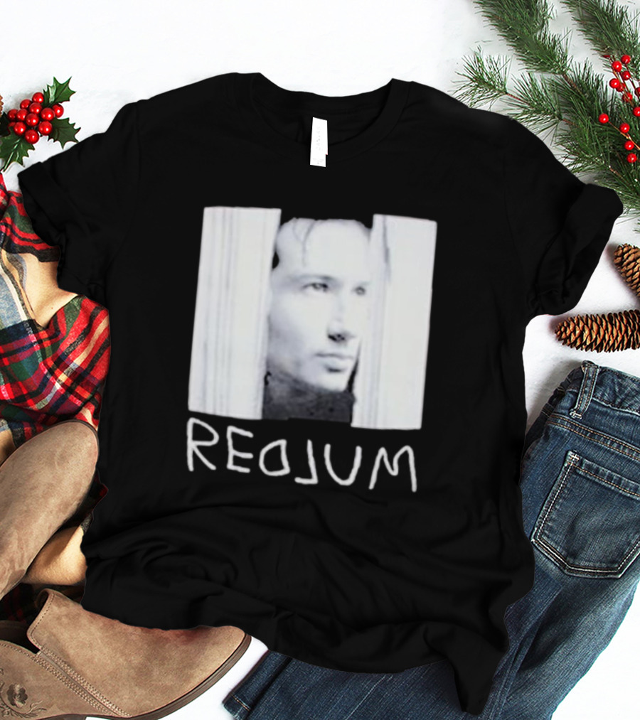 Redrum The Shining Redlum Johnny Face Peeking Through Door T-Shirt