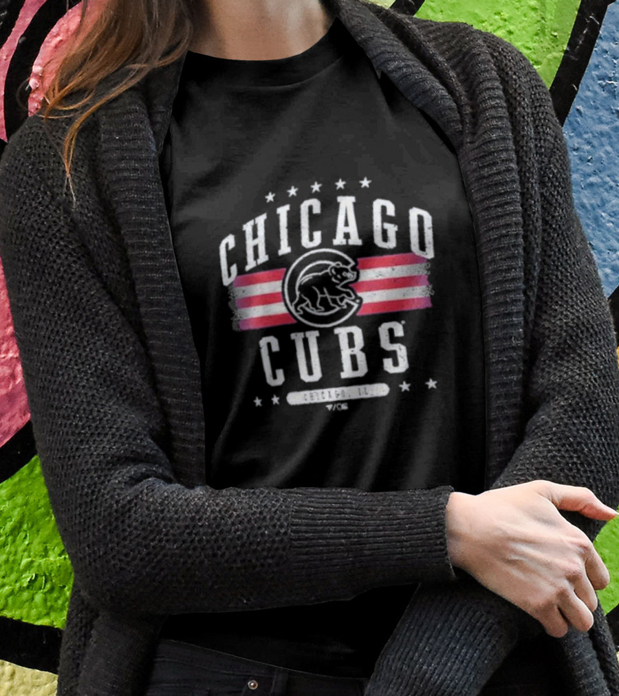 Chicago Cubs Vintage Americana Style Chicago, Illinois T-Shirt