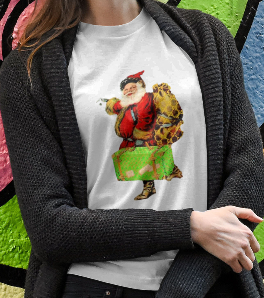 Market Designer Santa Vintage Luggage T-Shirt