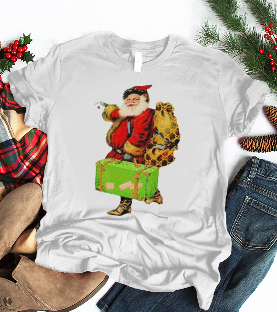Market Designer Santa Vintage Luggage T-Shirt