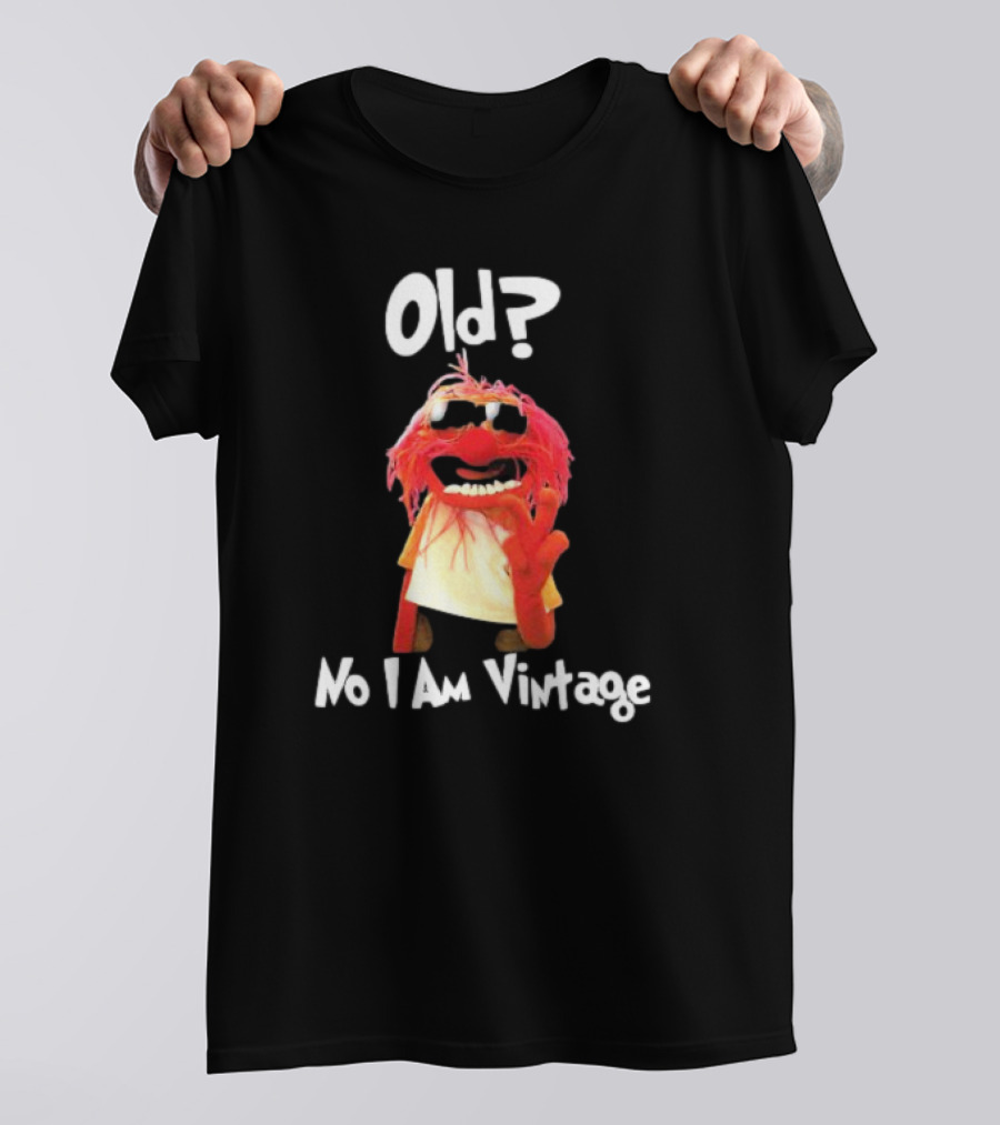 Old? No I Am Vintage Muppet Animal Wearing Glasses T-Shirt