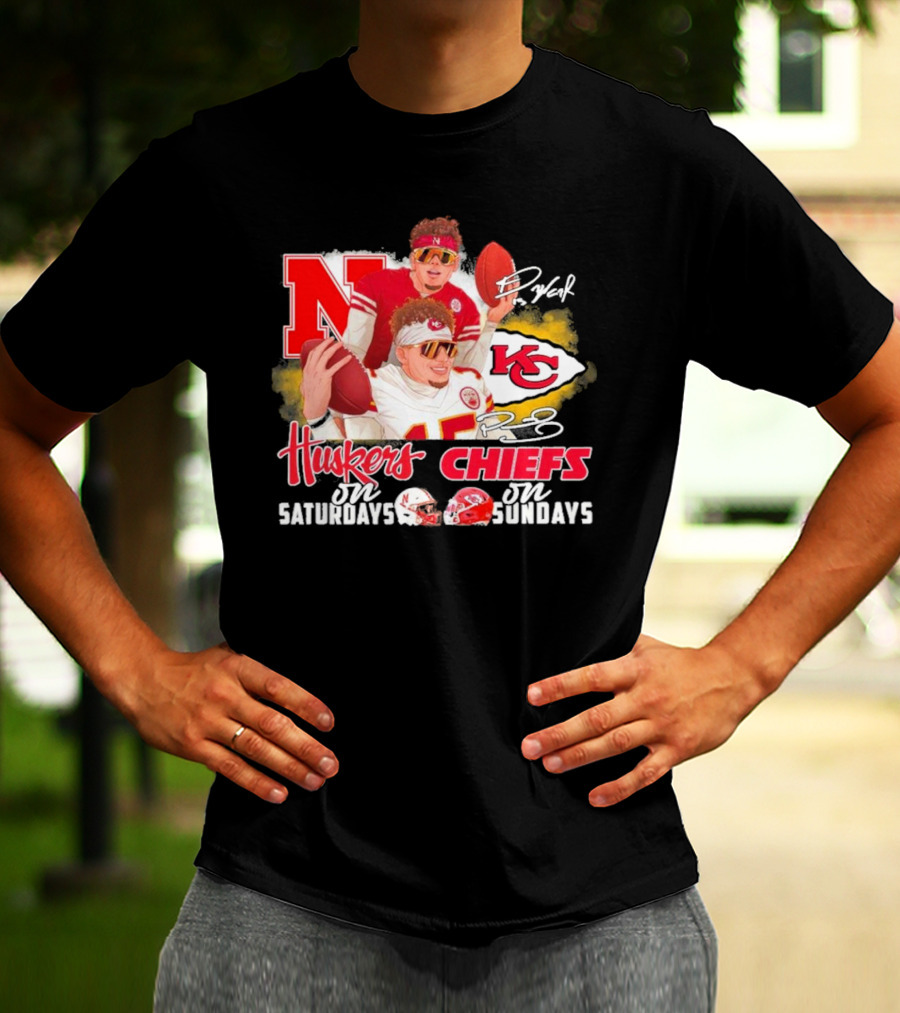 Friends Raiola Mahomes Huskers Saturdays Chiefs Sundays Signatures T-Shirt