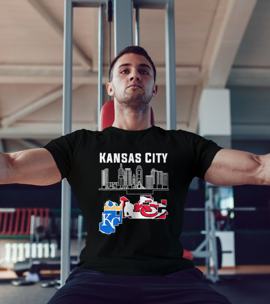 Kansas City Skyline KC Chiefs Royals Map T-Shirt